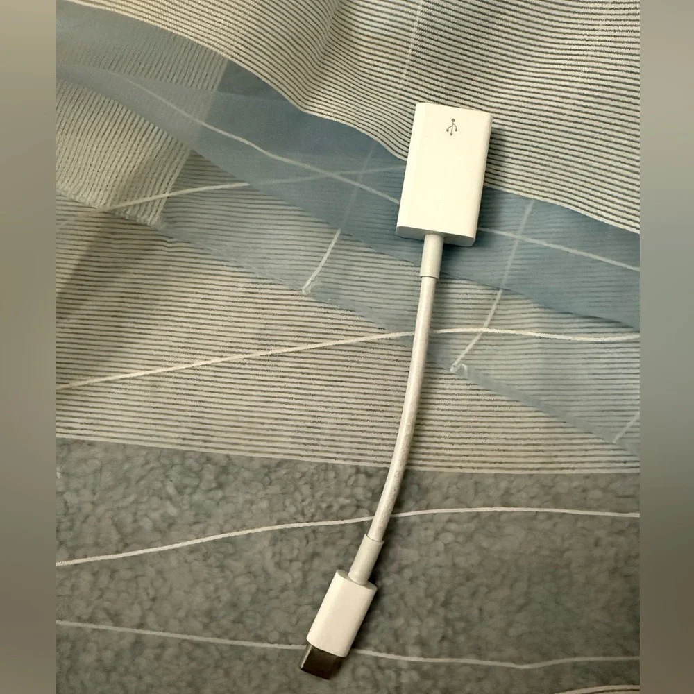 Apple usb adapter